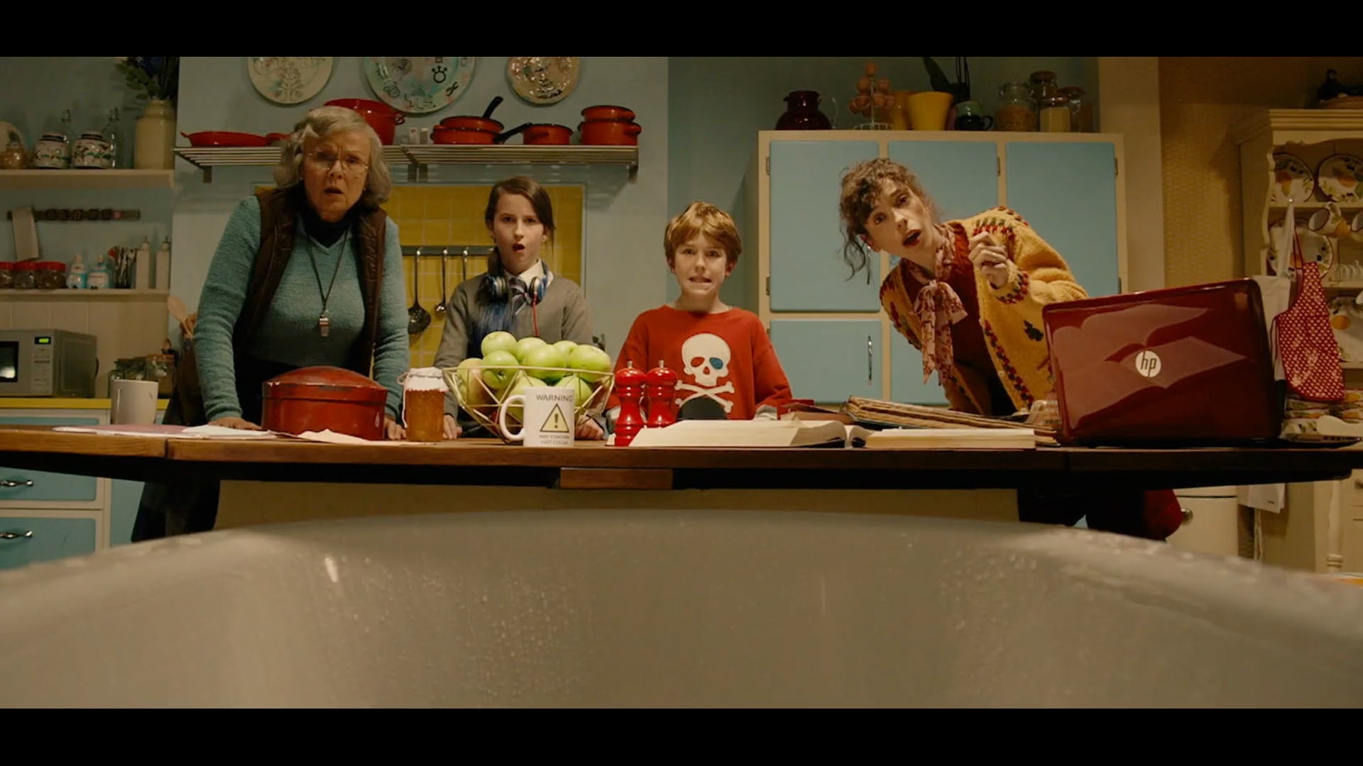 Cartoon Network Holiday Hangout – TV30 “Paddington”