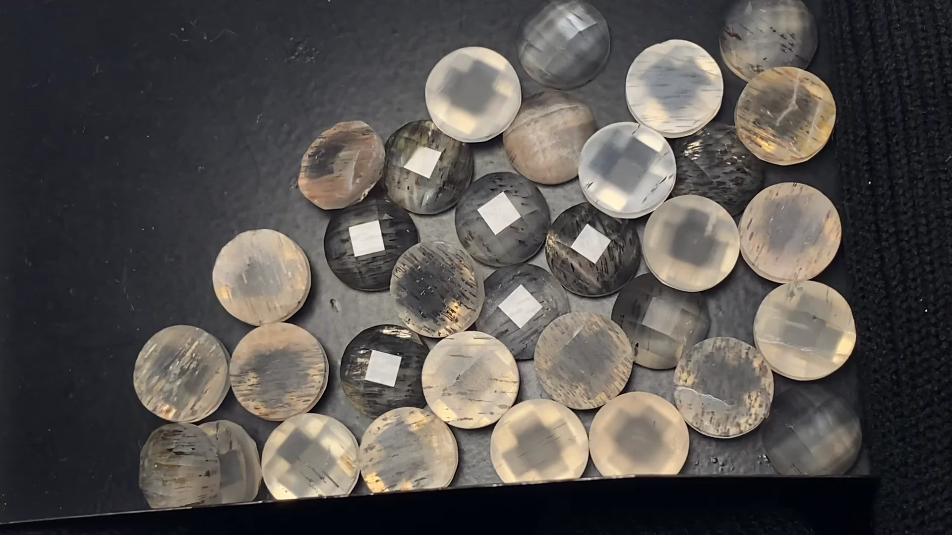 ムーンストーン×クリスタル ラウンド カボションカット8×8mm 3個