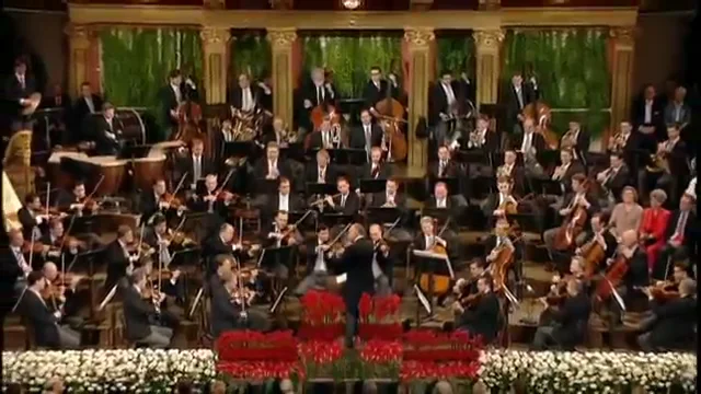 2005 Vienna Philharmonic New Year's Concert - Maestro Lorin Maazel