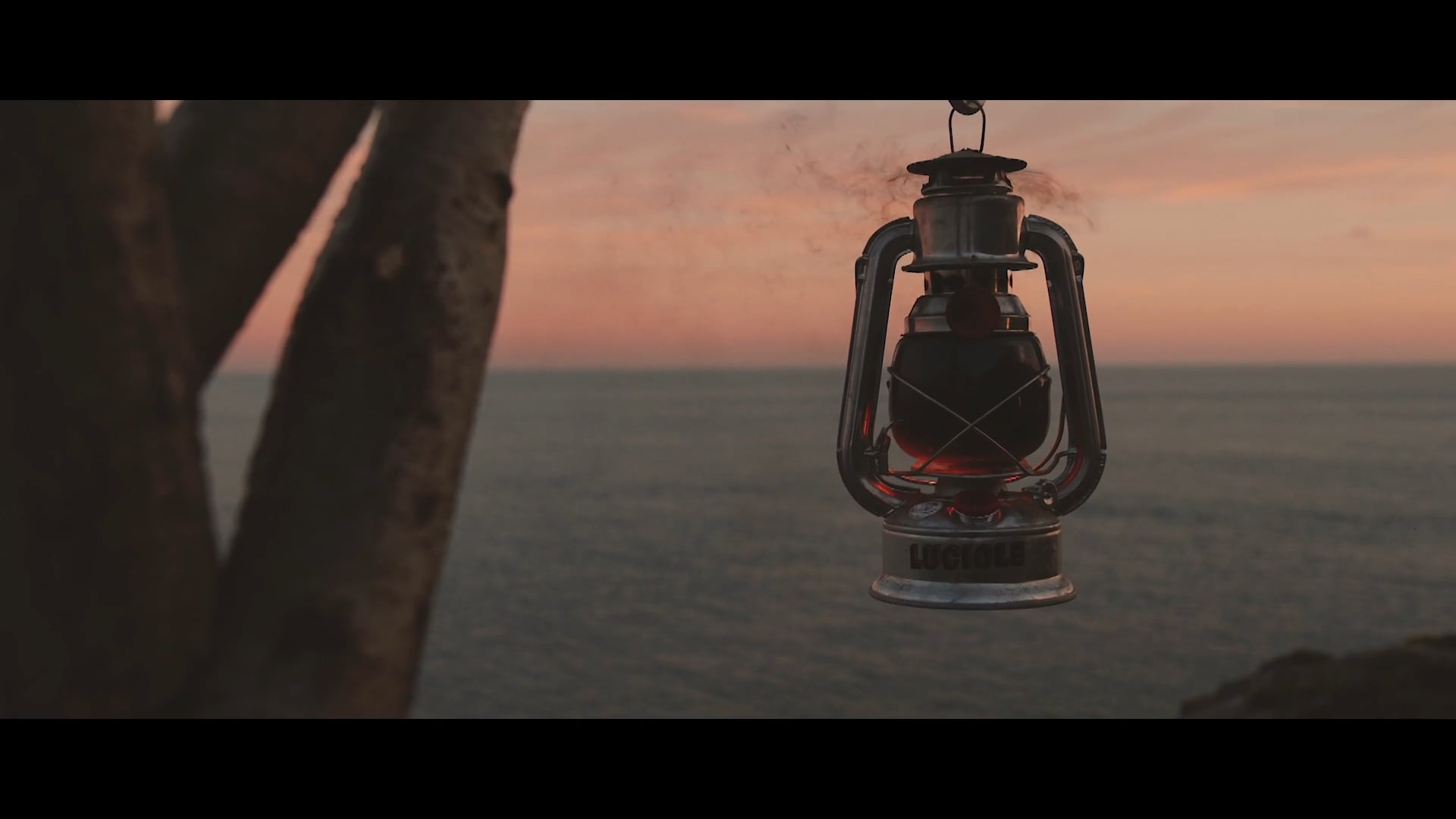 Compass Presents - On the Rocks