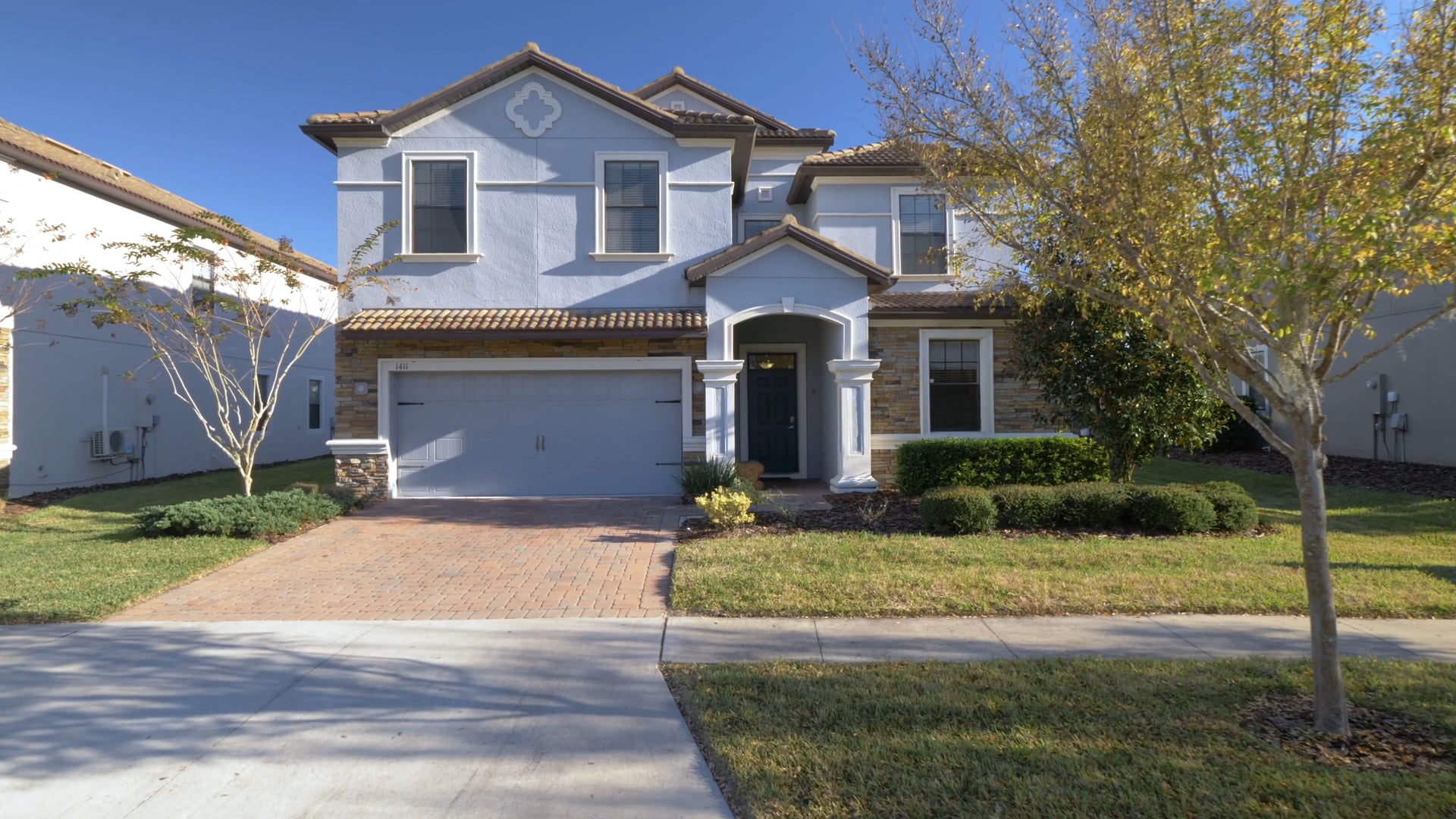1411 Moon Valley Dr