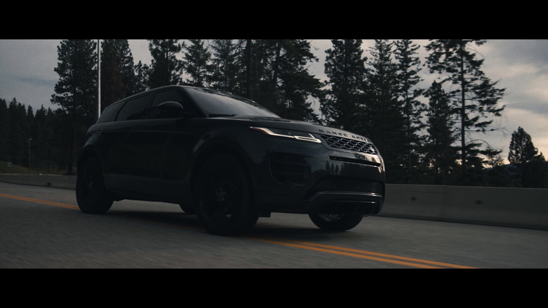 LAND ROVER | ABOVE & BEYOND