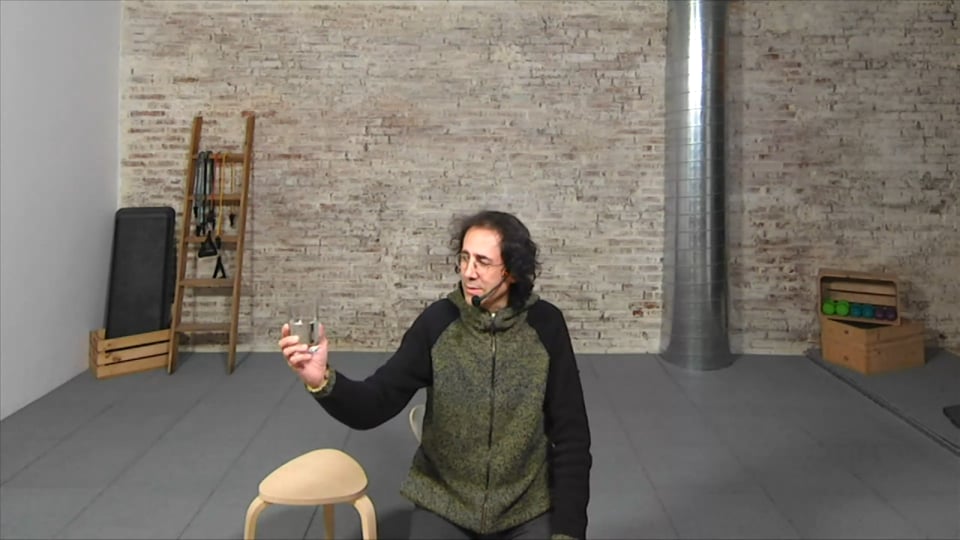 ¿Cuánto pesa un vaso de agua?