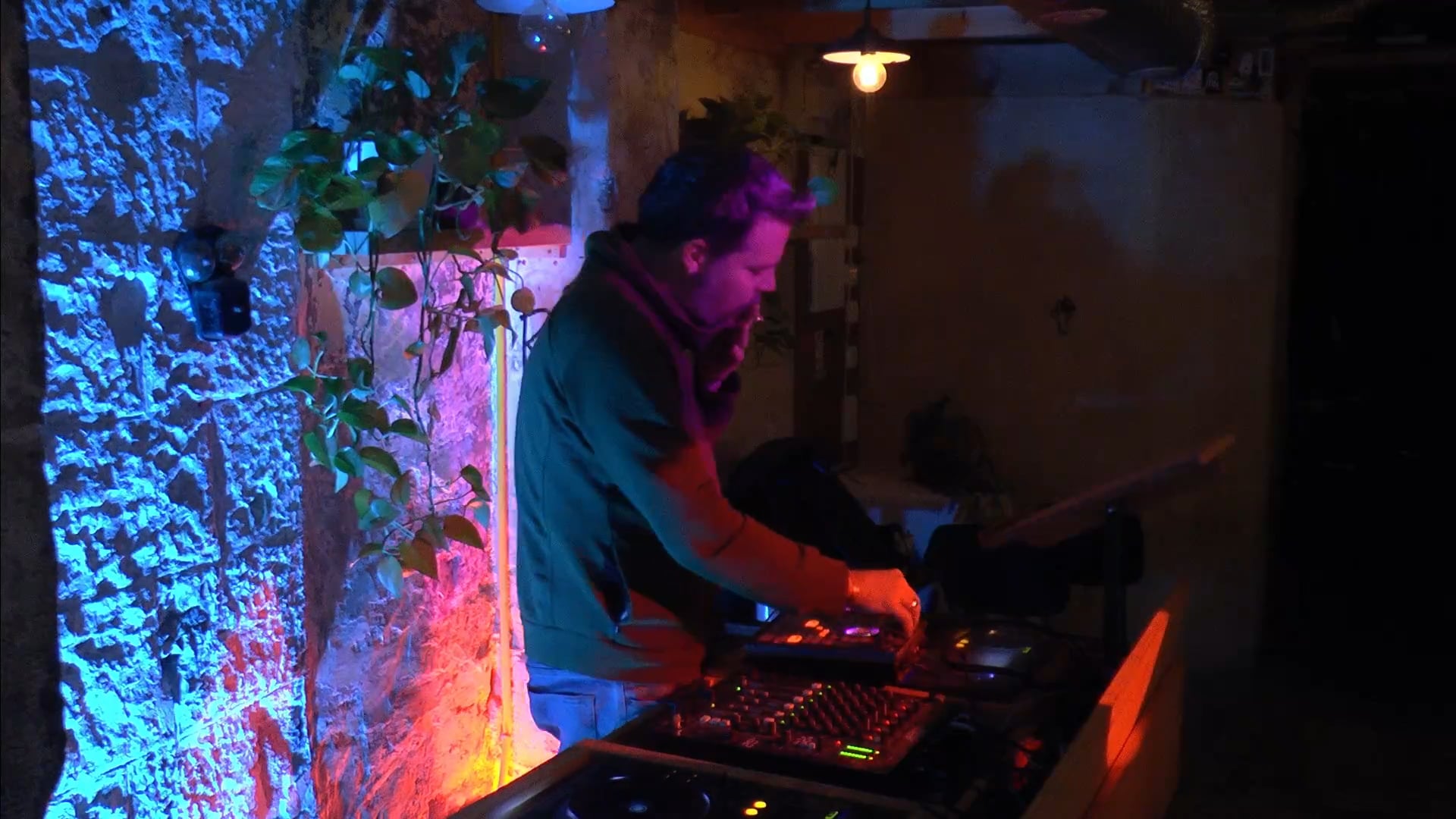 DJ SET - TITO THE WIZE