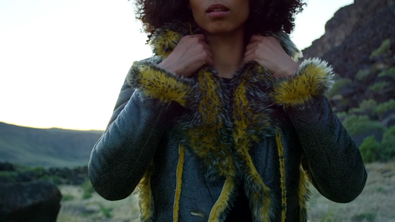 Méribel - Women's Ski Resort Golden Fleece Jacket | ROBERT