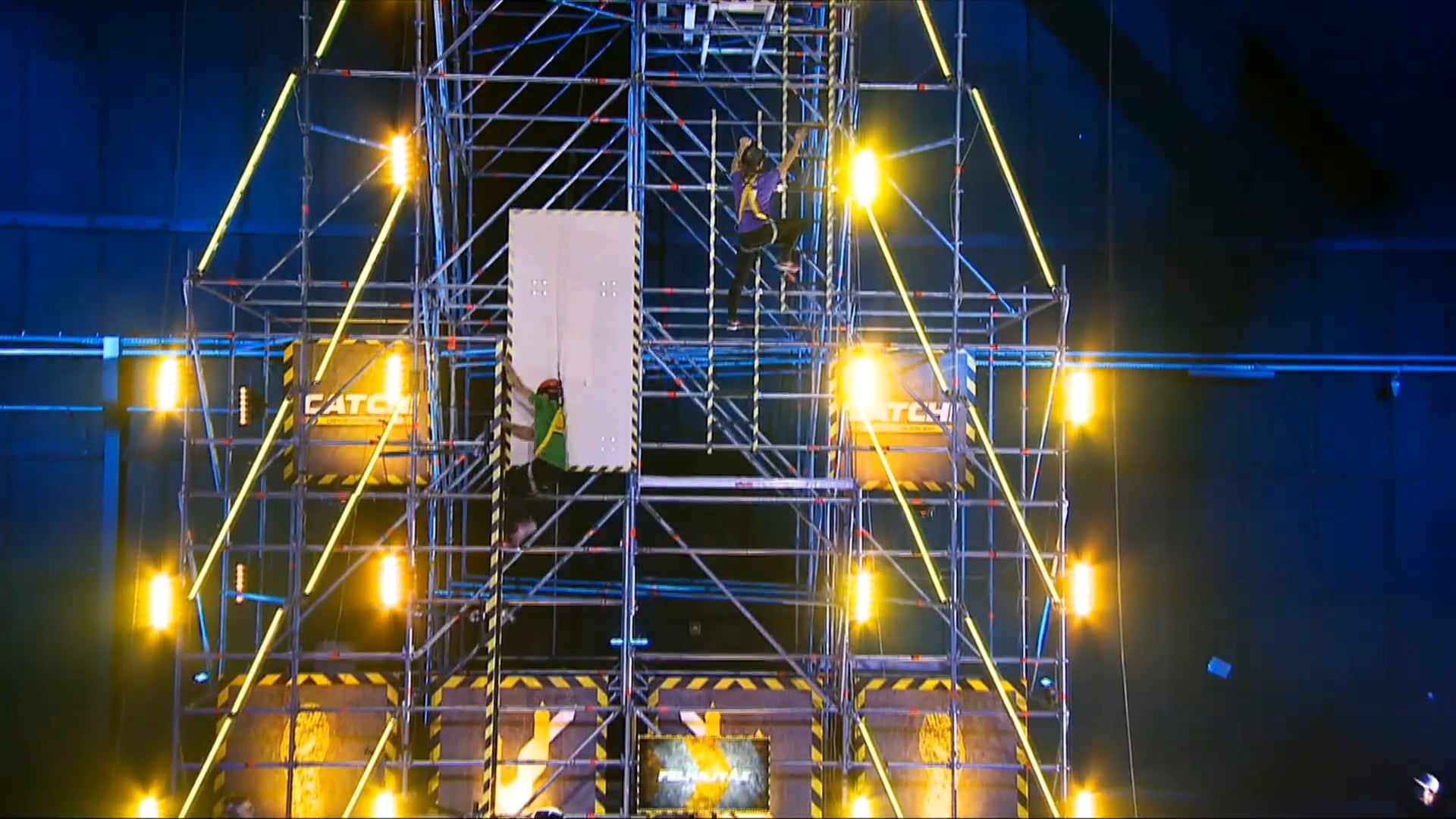 Catch! | set design, on-set graphics