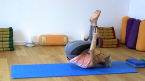 Pilates Exercise - Rolling like a Ball