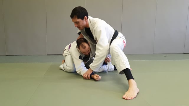 Contre de single leg en kimura trap à partir d'une demi garde avec lapel