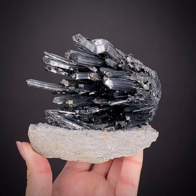 Stibnite on matrix