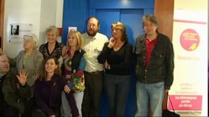 La sala d'actes de la biblioteca rep el nom de sala Víctor Mora