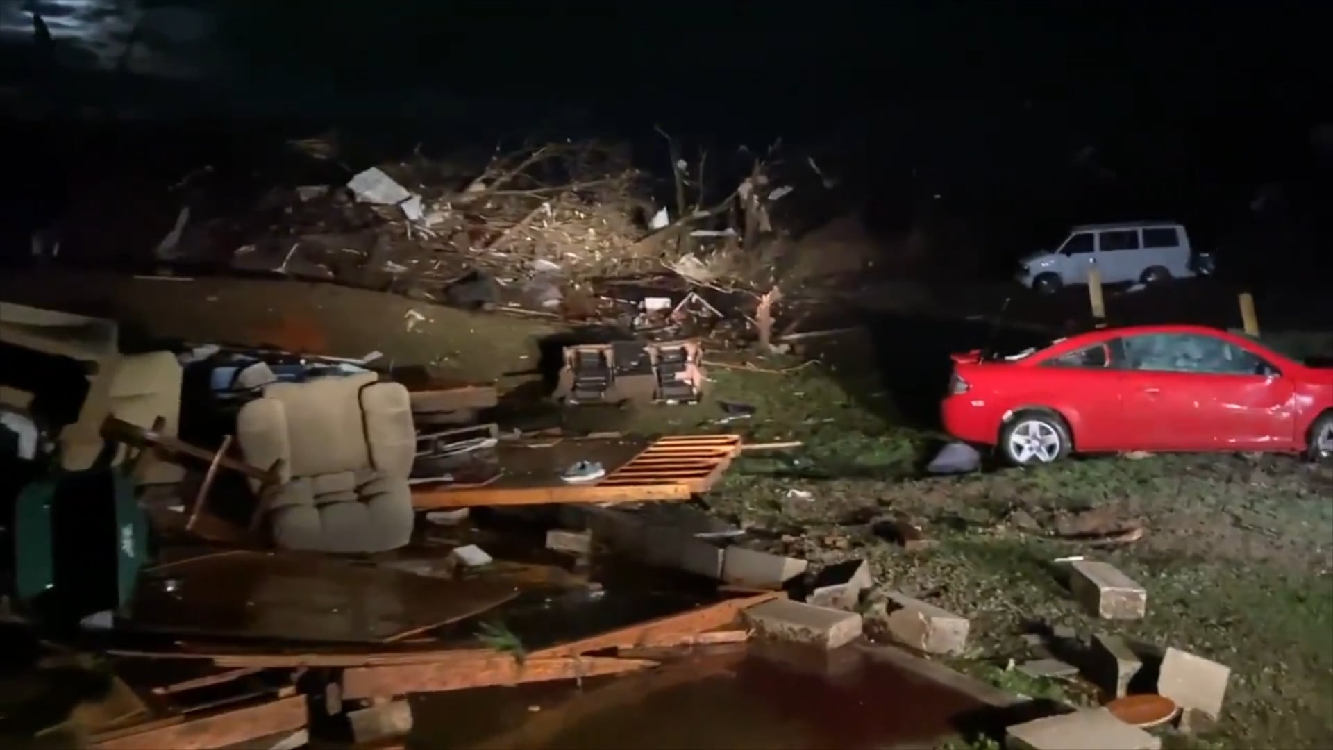 James Spann has a look at Monday's tornado damage and the Alabama ...