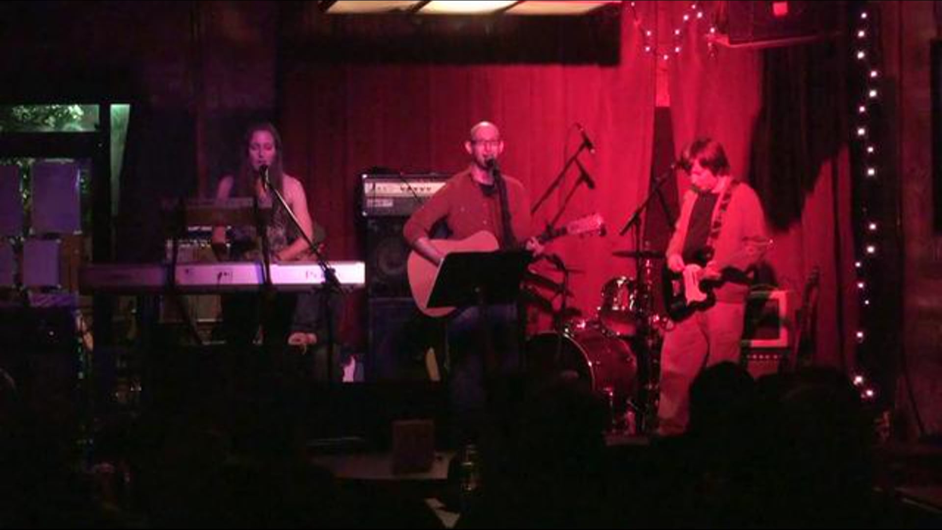 Umavir Yom at Red Light Cafe 11-6-10