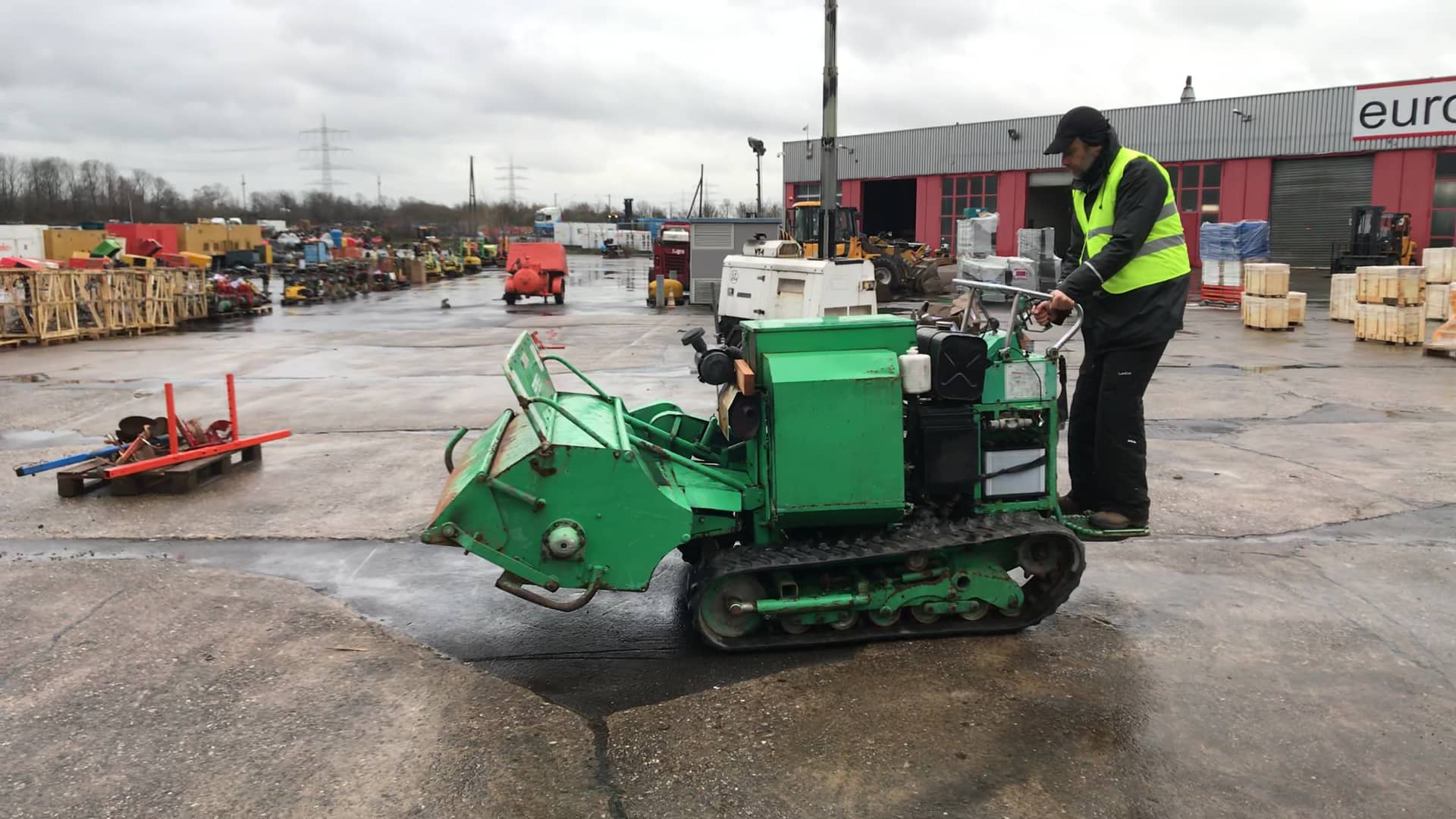 Baroness HMA1400 Walk Behind Tracked Mulcher - Dormagen Feb 21 on Vimeo