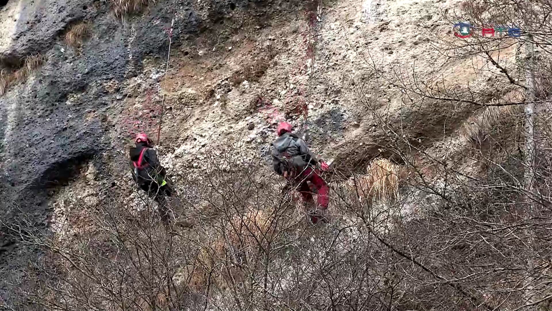 salzburger-bergputzer-kontrollieren-300-000-m%c2%b2-felswaende-im-jahr