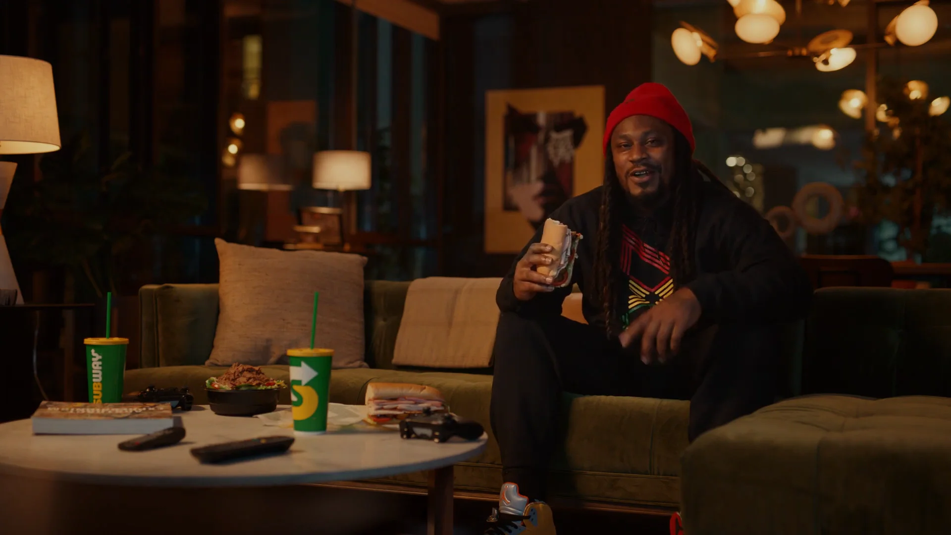 Subway Roast Beef Footlong TV Spot, 'In-Depth Analysis 15% Off' Featuring Marshawn  Lynch 