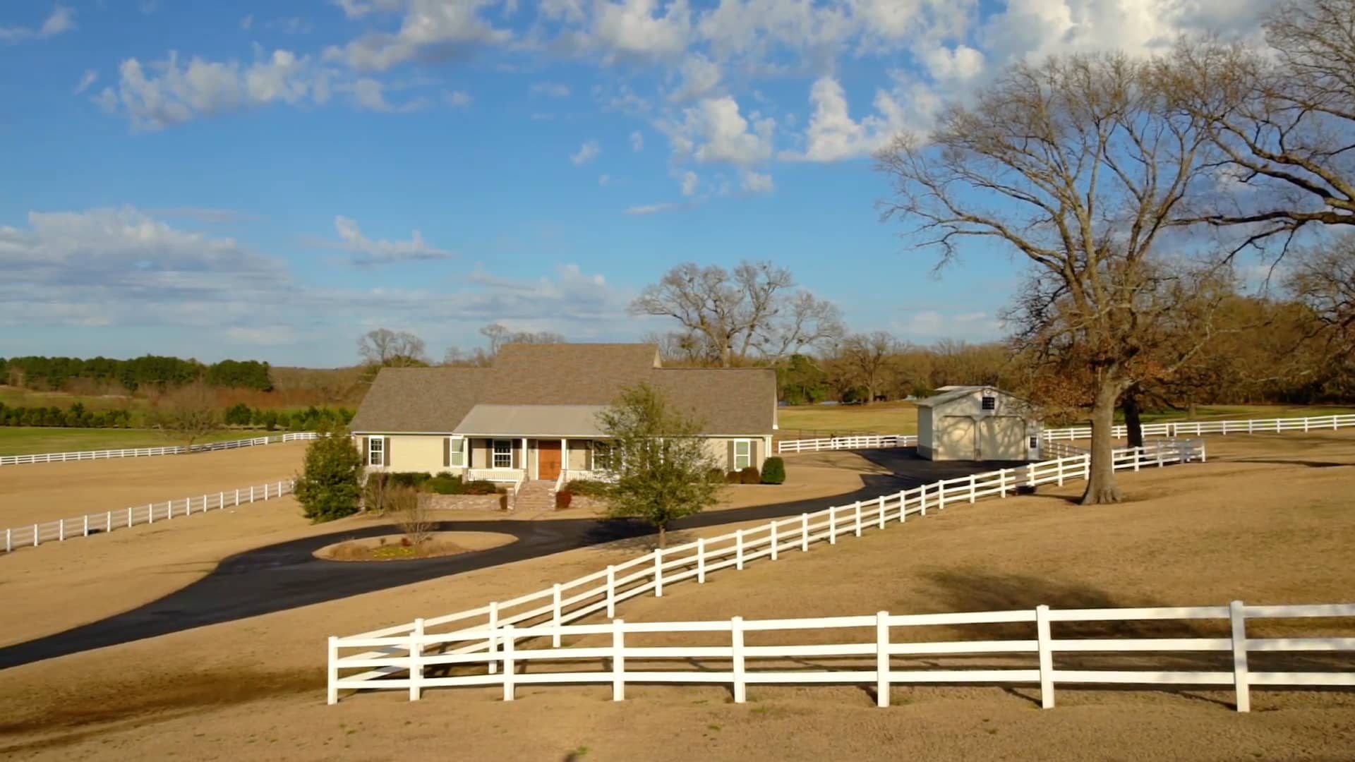 20 Acre Equestrian Estate in Athens, TX on Vimeo
