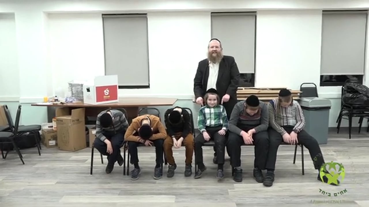 היפנויסעס שאו מיט נפתלי טייטלבוים