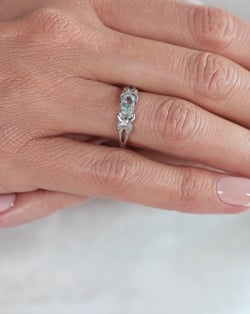 Video: Anello con Acquamarina e Diamanti in Argento Sterling 925