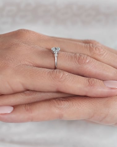 Video: 925 Silver Aquamarine Diamonds Ring