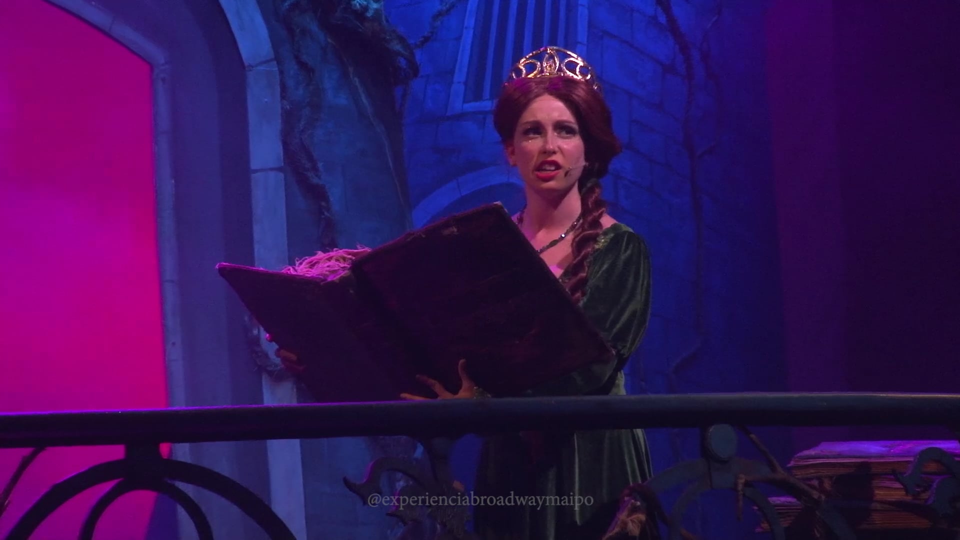 Hoy Tiene Que Ser - Delfina Perez Shebar