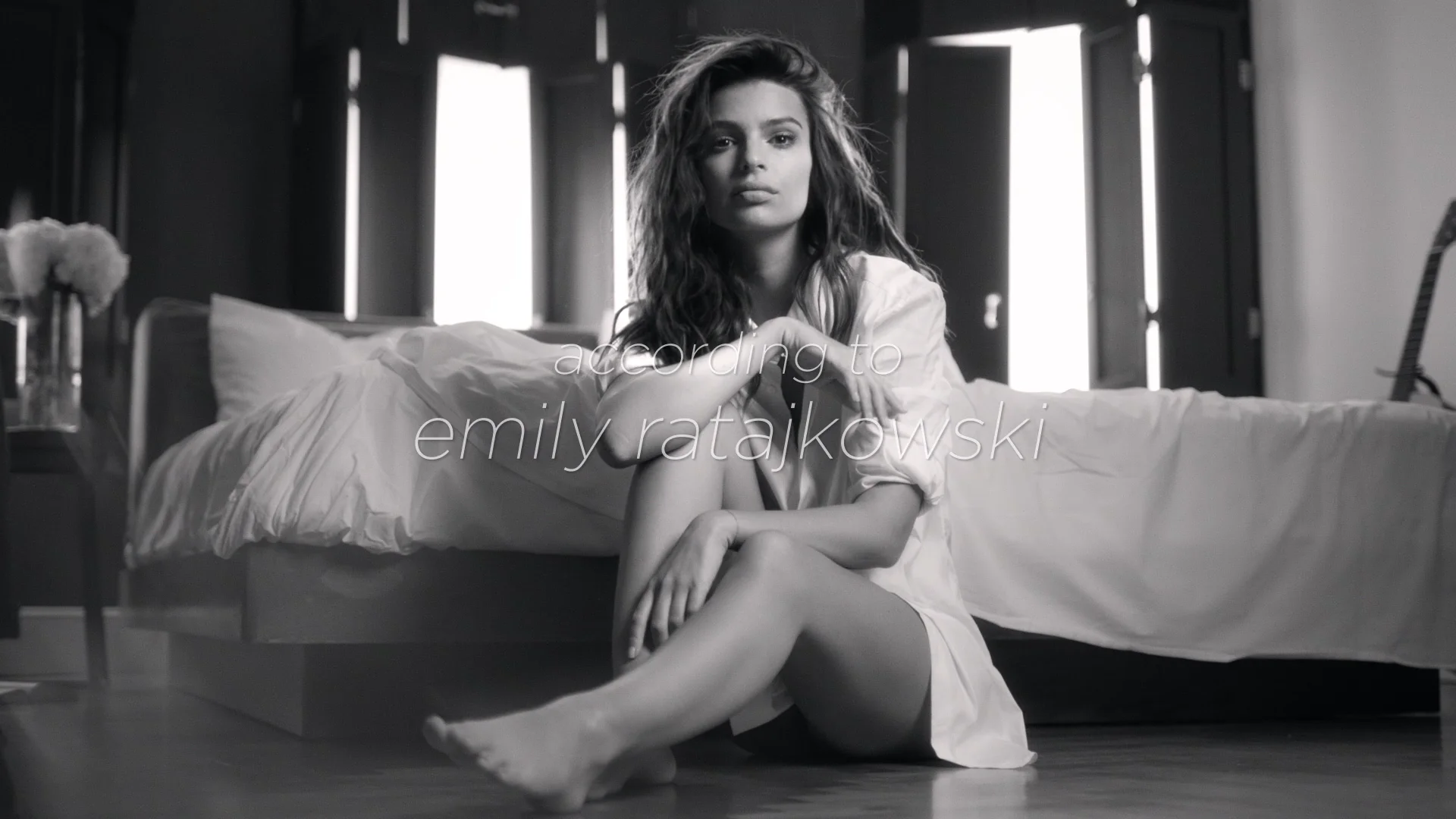 emily ratajkowski black and white