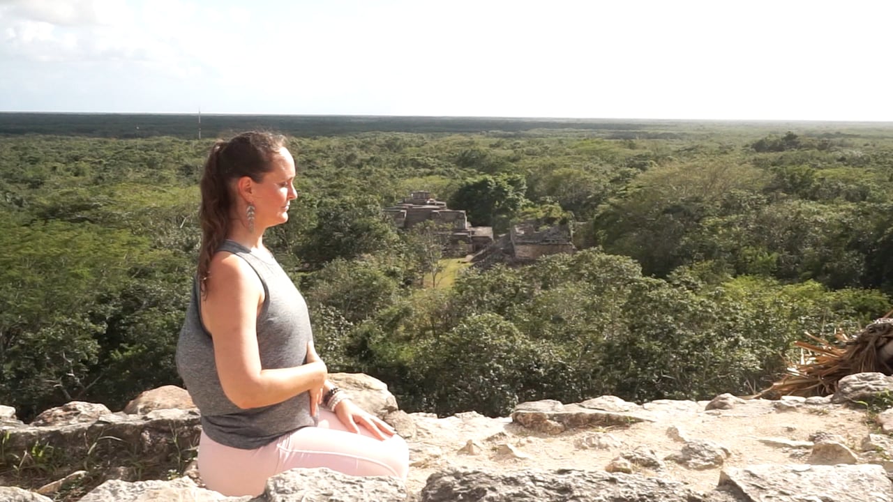 Cours de yoga pour accueillir sa force intérieure (33 minutes)