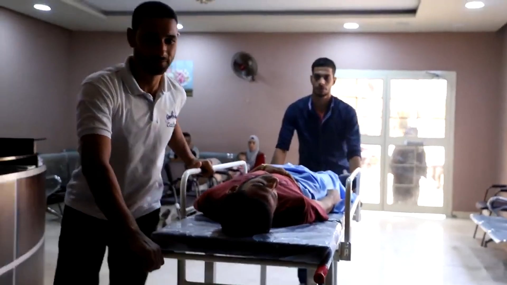 YouTube Show - دكتور في البيت - EP09S01 - الكارت الأبيض في اليوم الأسود