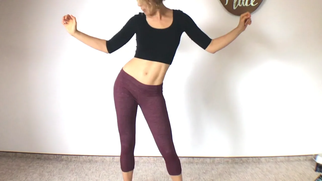 Hip Figure 8 Workout: Fun Standing Abs! on Vimeo