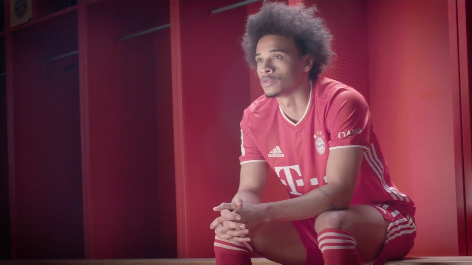 Qatar Airways | 'Ain't No Sunshine' with FC Bayern Munich
