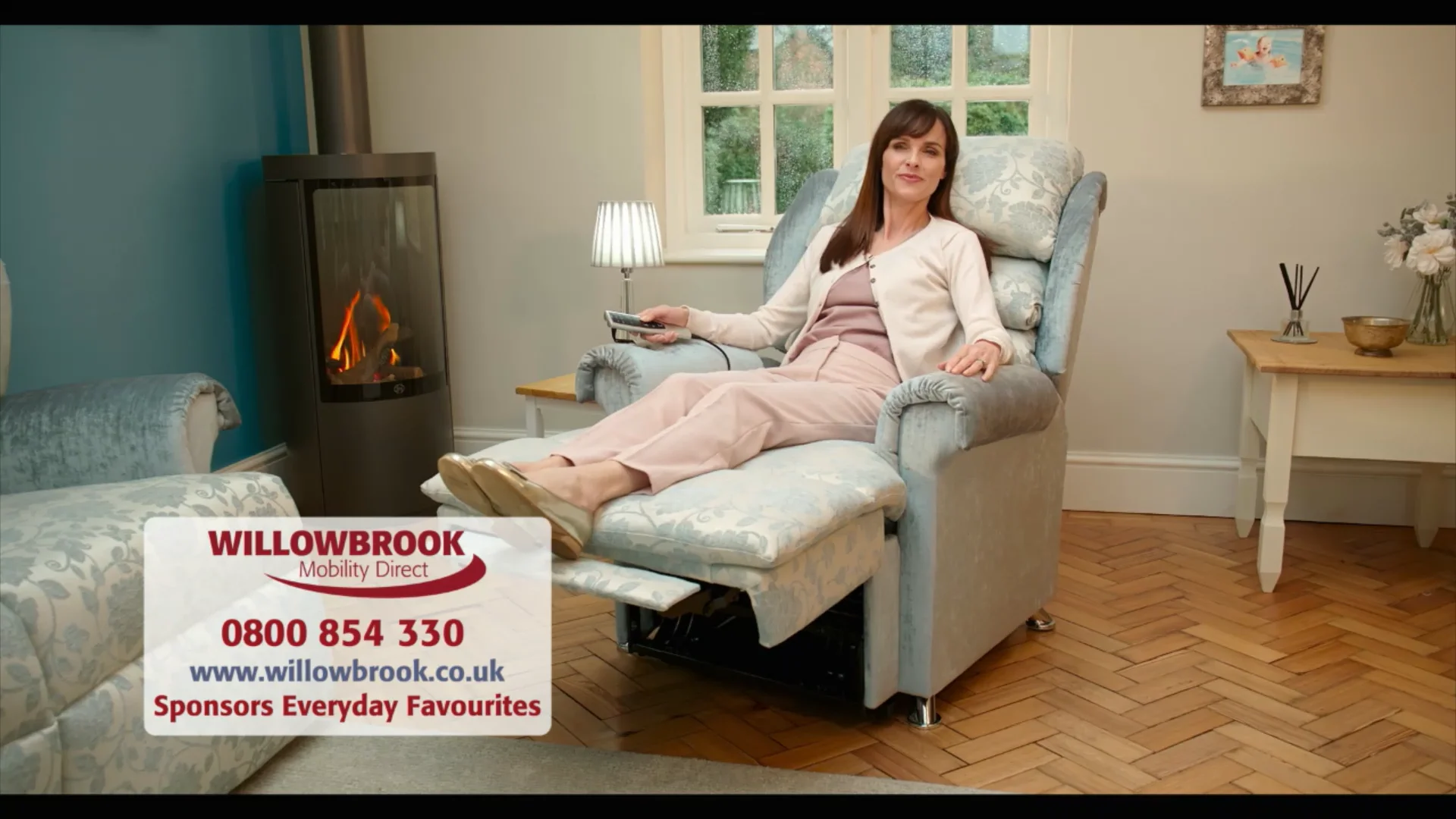 Willowbrook rise best sale and recline chairs