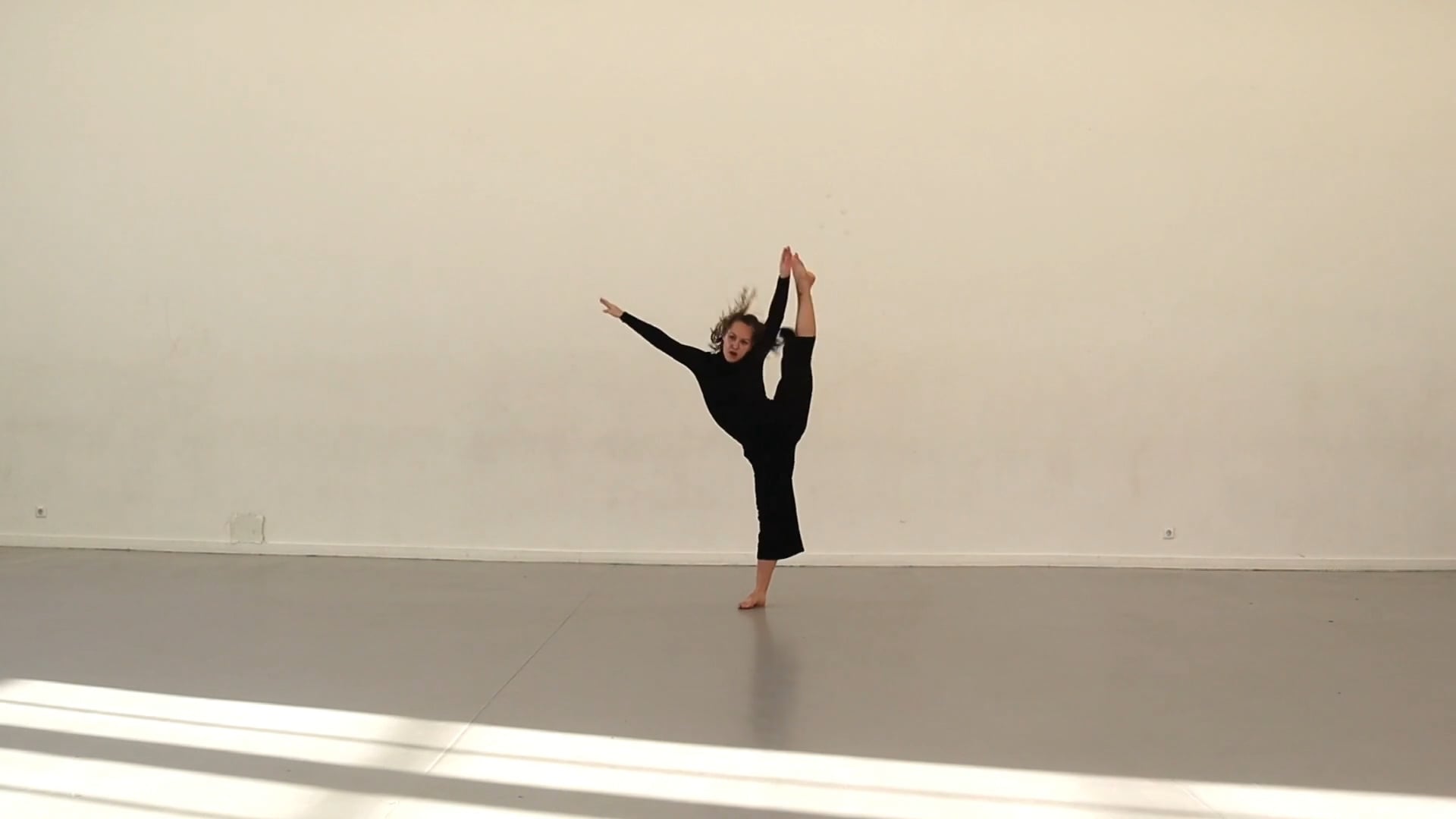 CONTEMPORARY DANCE VIDEO on Vimeo