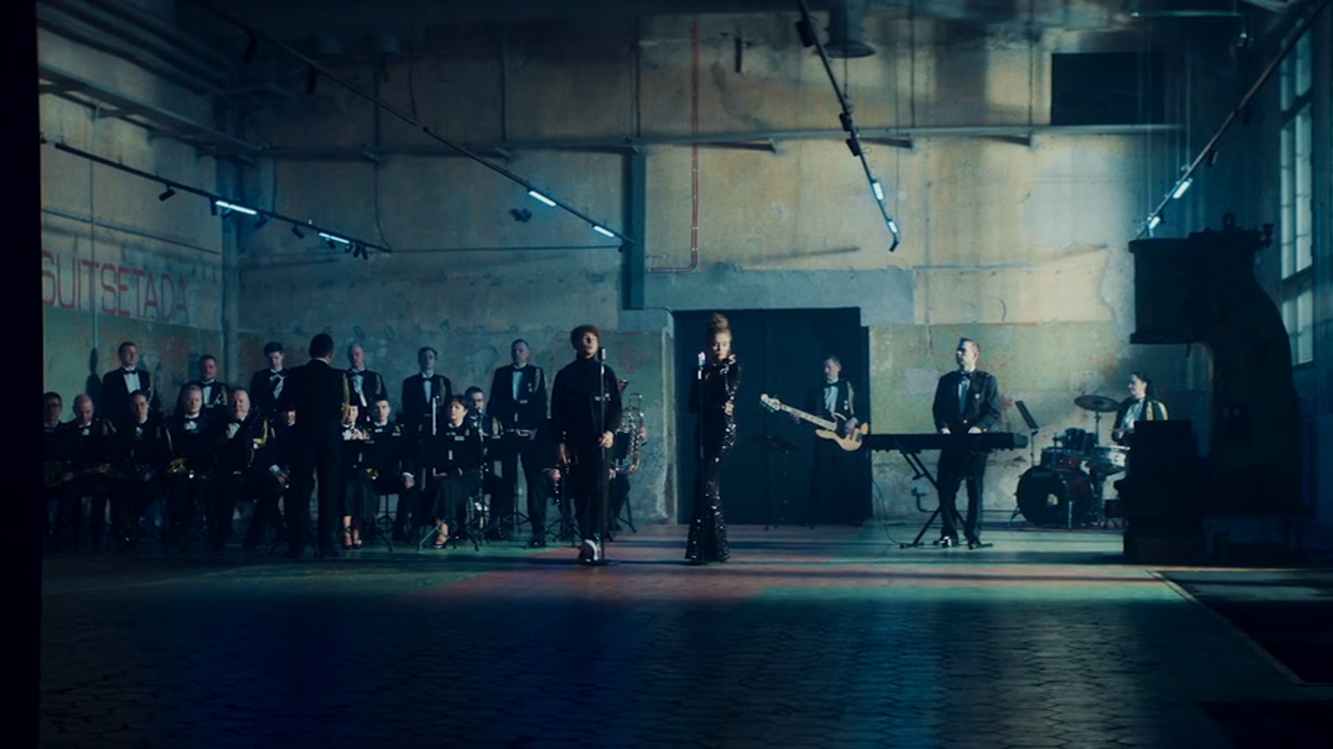 Grete Paia X pluuto X Kaitseväe orkester "Johnny Bravo"