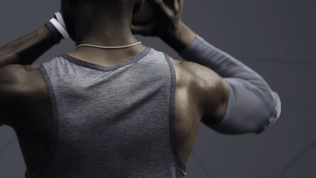 NIKE - CARLOS SERRAO