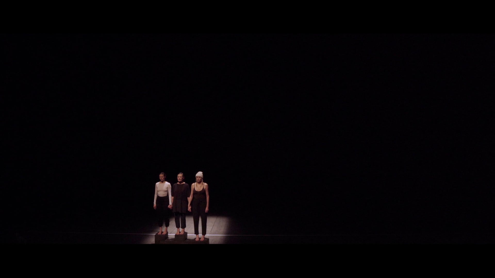 A D-N - teaser