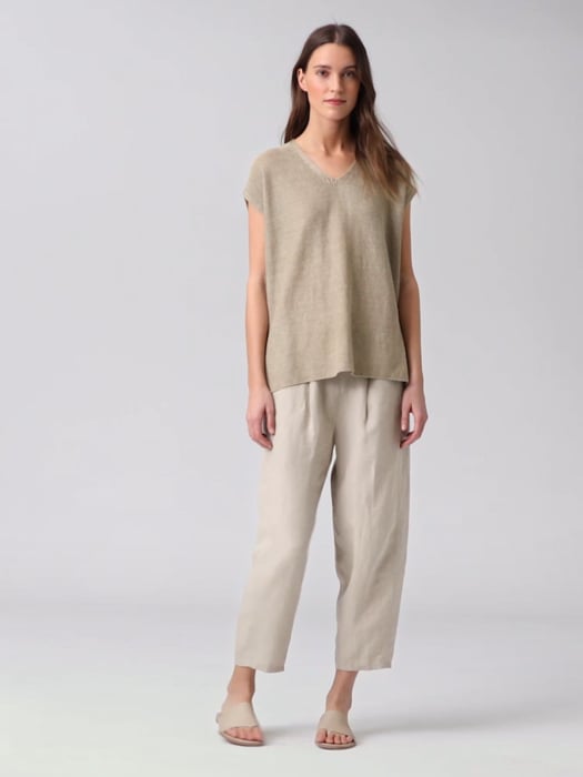 Organic Linen Delave V-Neck Top | EILEEN FISHER