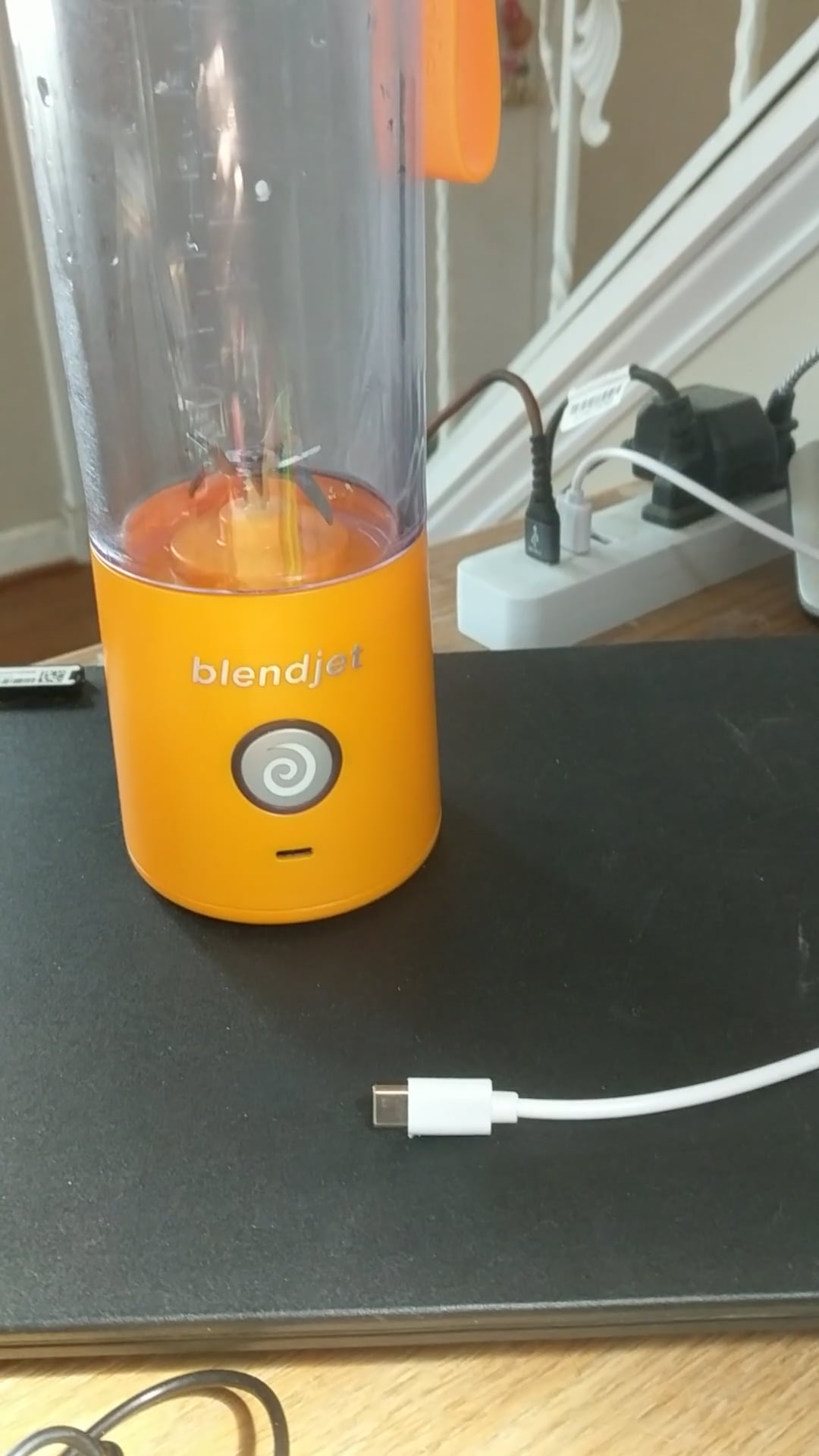 blendjet not charging on Vimeo