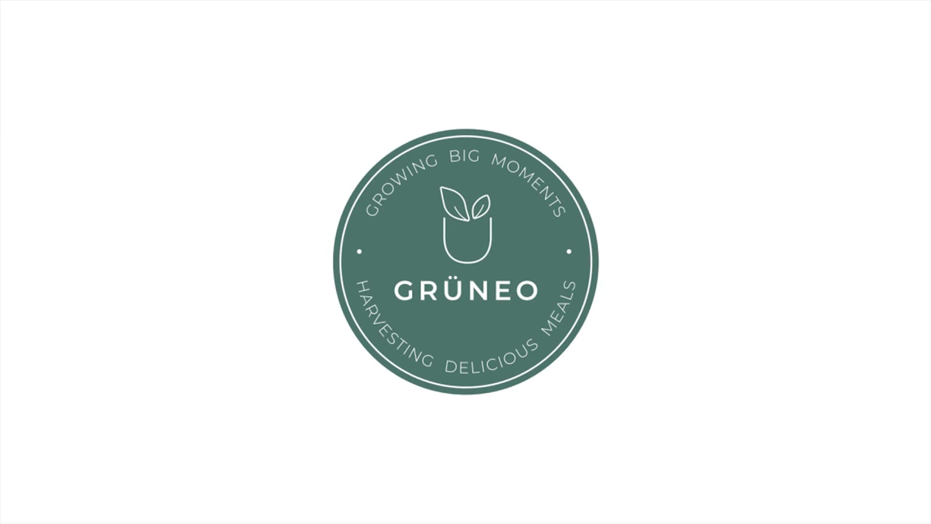 Promotion video for GRÜNEO Indoor gardening easy and sustainable