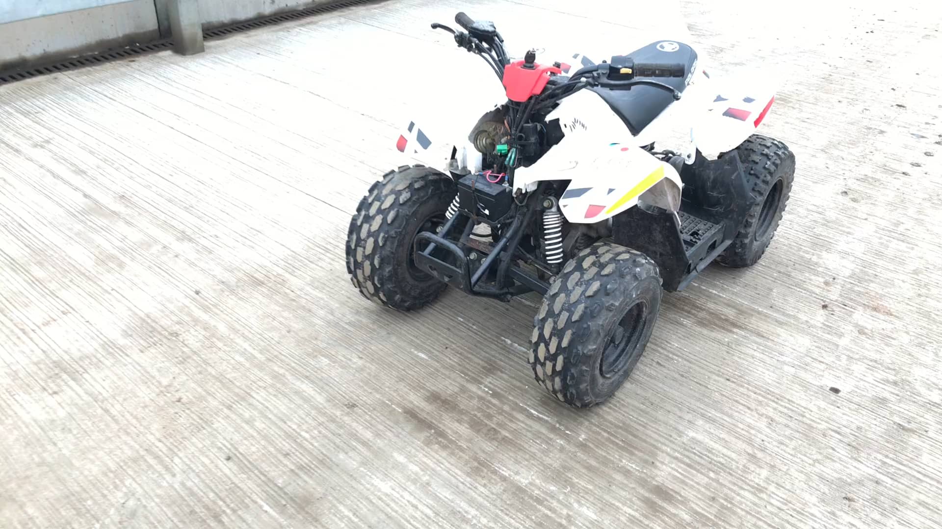 Polaris 125cc Petrol Quad Bike - Leeds March 21 on Vimeo