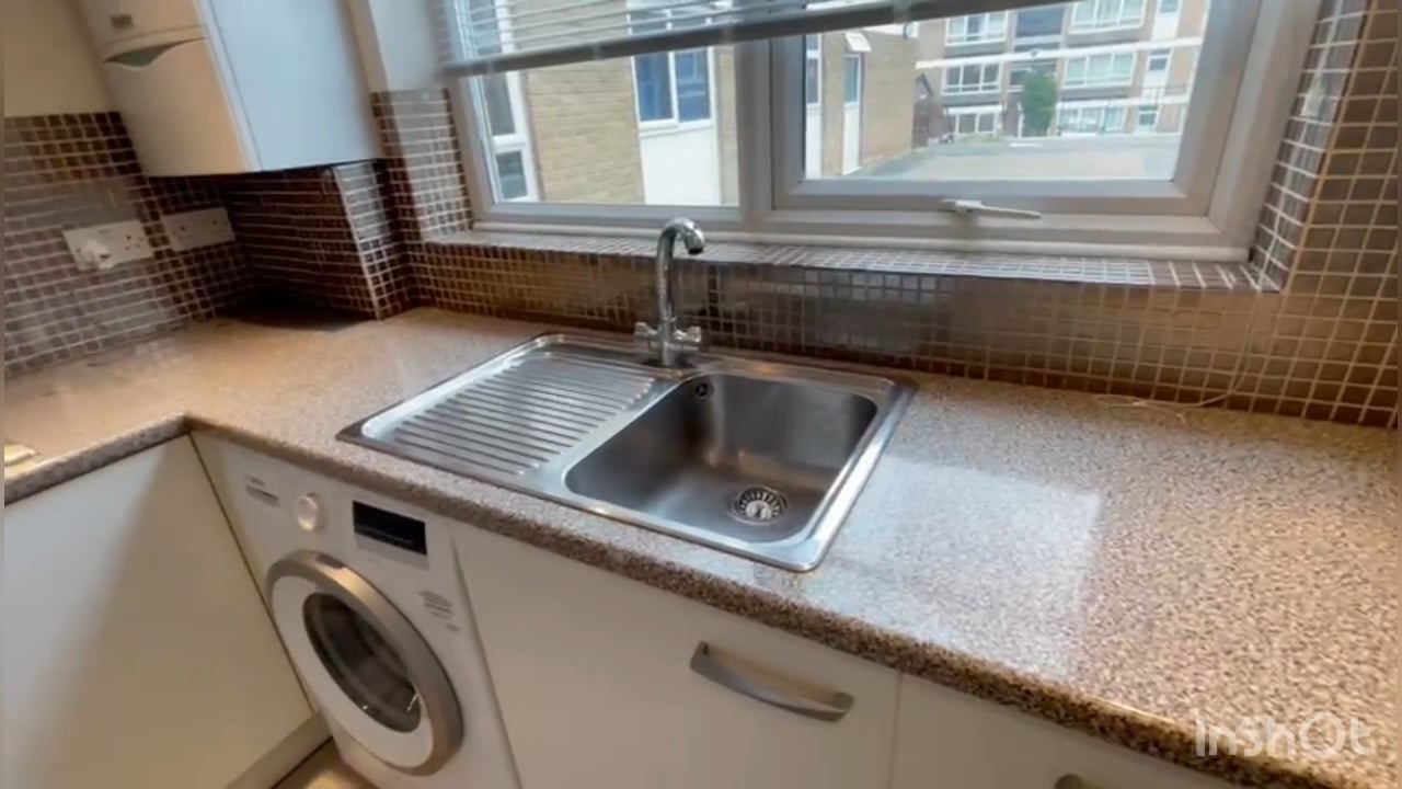 18 Norfolk Gardens, Duffield Road on Vimeo