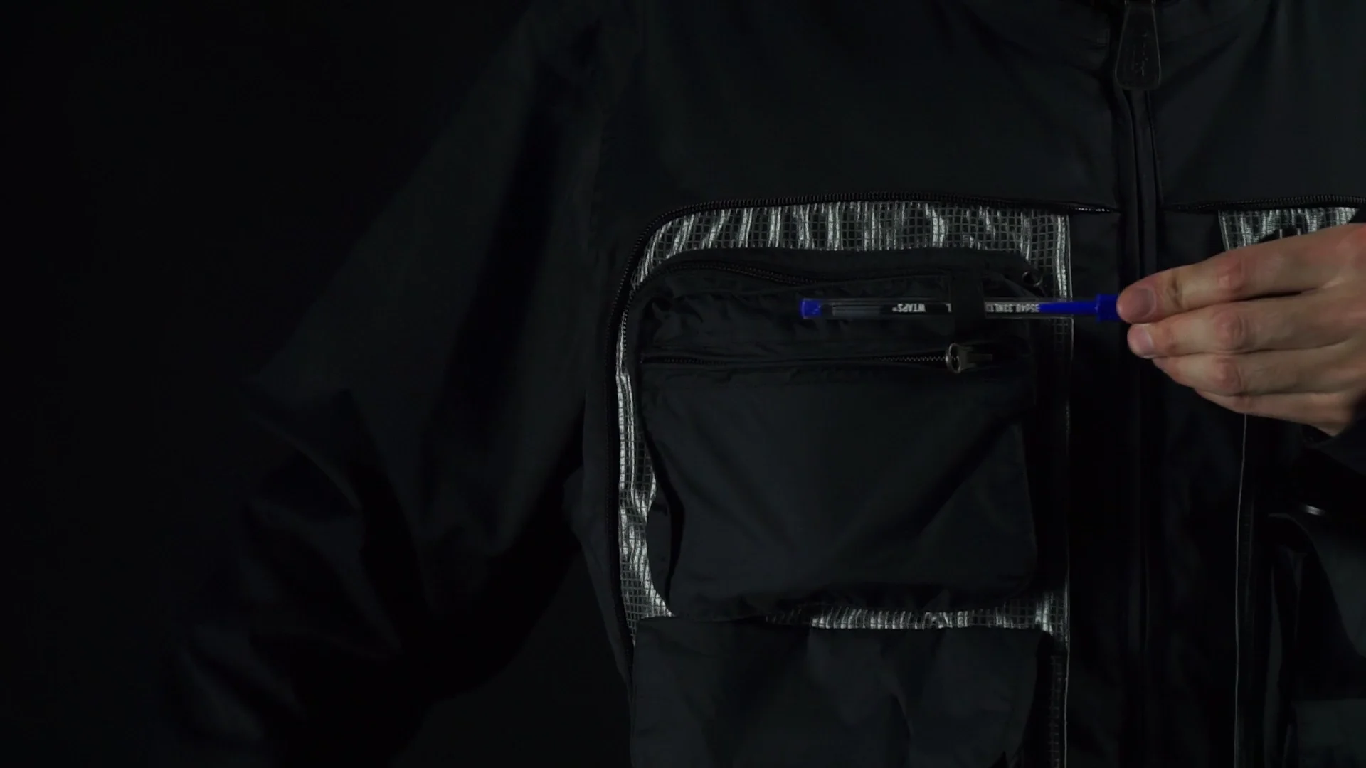 burton Analog Q jacket 藤原ヒロシ fragment EC burton Analog Q jacket 藤原ヒロシ fragment EC CASE STUDY