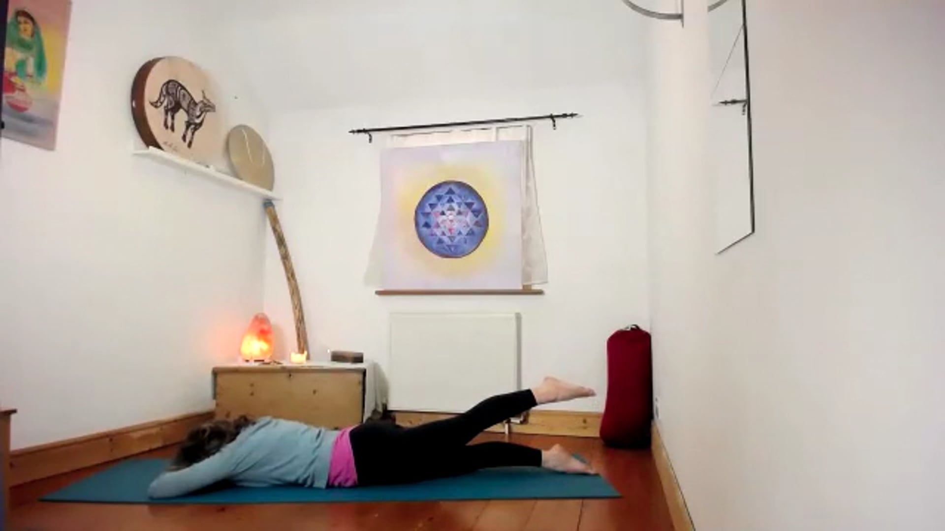 Gentle wk 2 Flowing with Grace. Ujjayi breath flowing to settle our nervous system and somatic flows to move freely and usefully