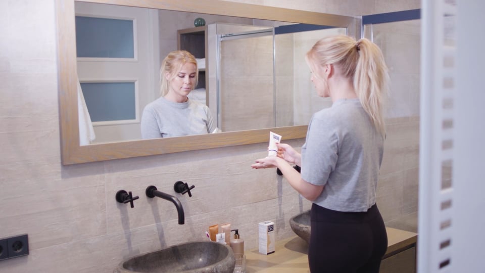 Video afspelen "Product video | TS Health Products - BreastGro Firming Mask (2021)"