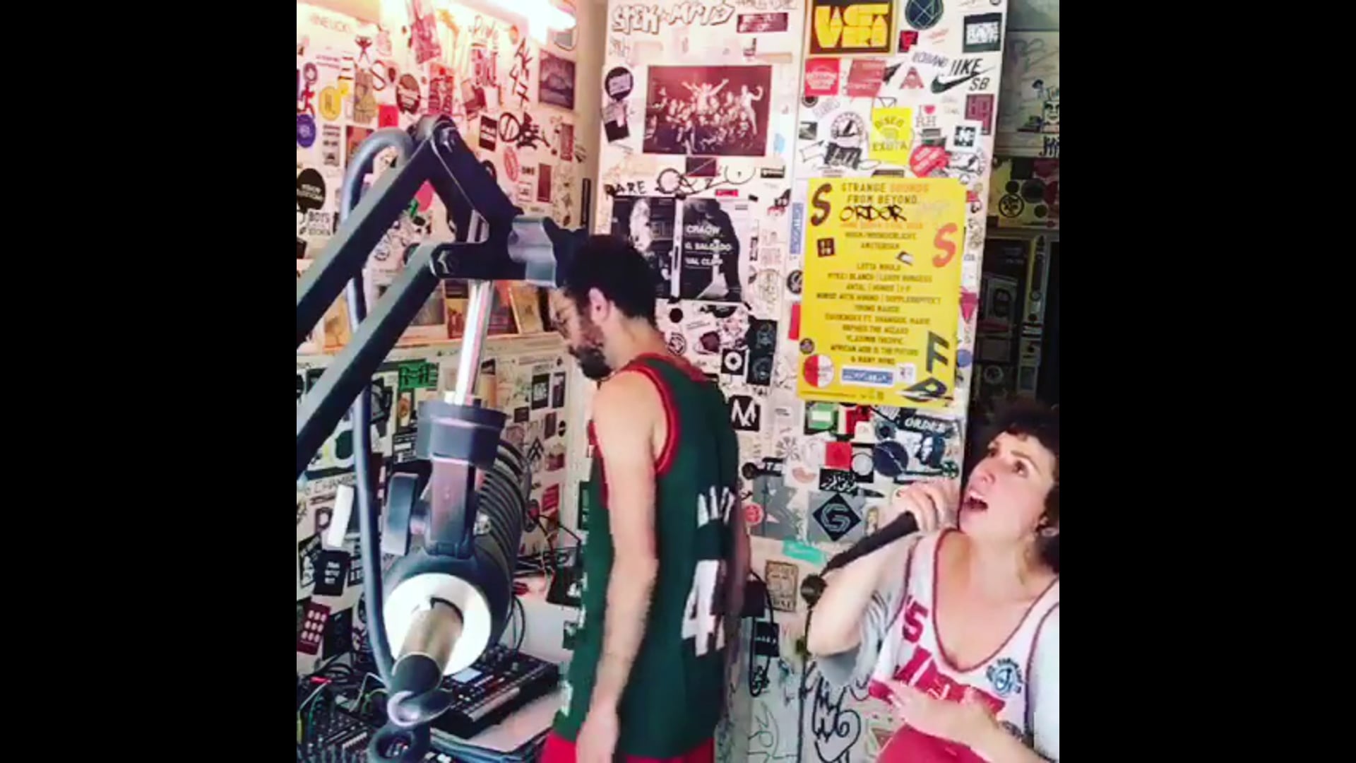 Fragment of a performance at the @redlightradio