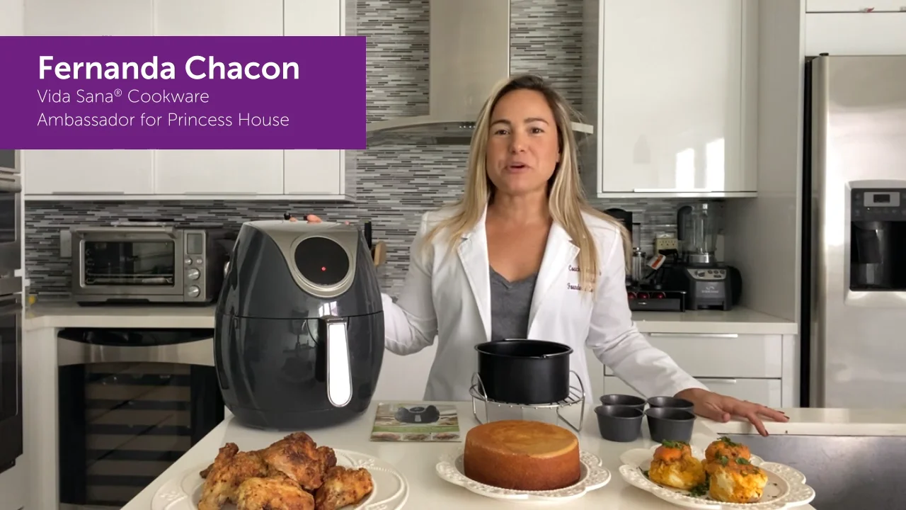 Vida Sana™ Pro-7 Air Fryer Accessories Set, with Fernanda – V0185 on Vimeo