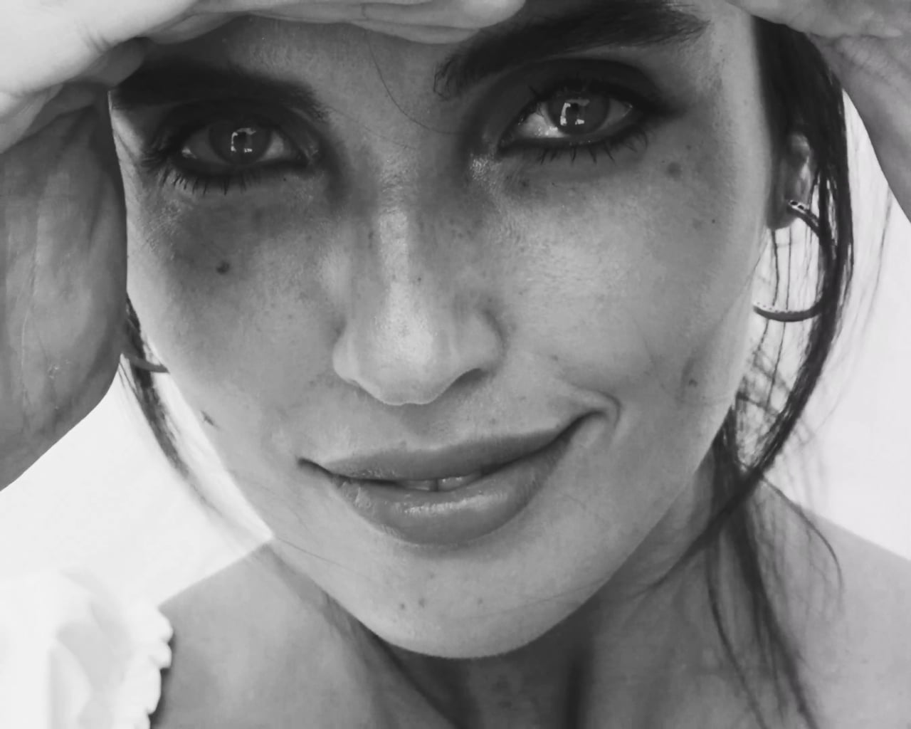 Laura by Eric T. White