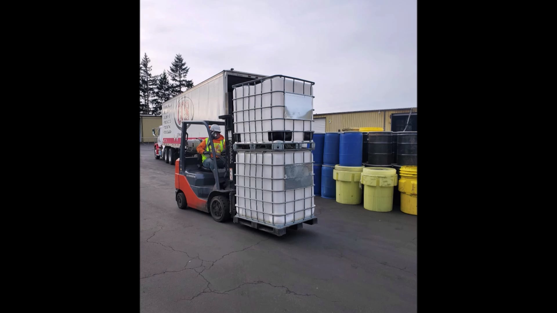 Container 006 on Vimeo