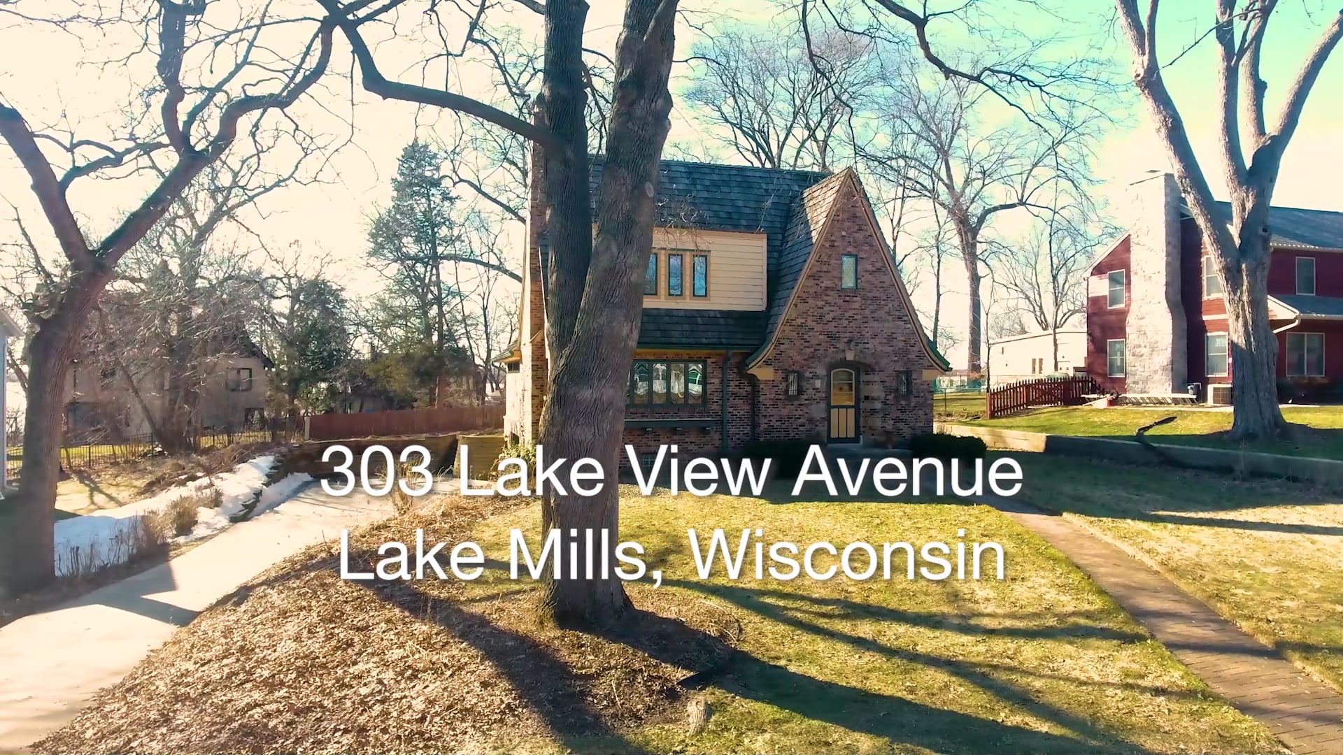 2021_303Lakeview_b_f