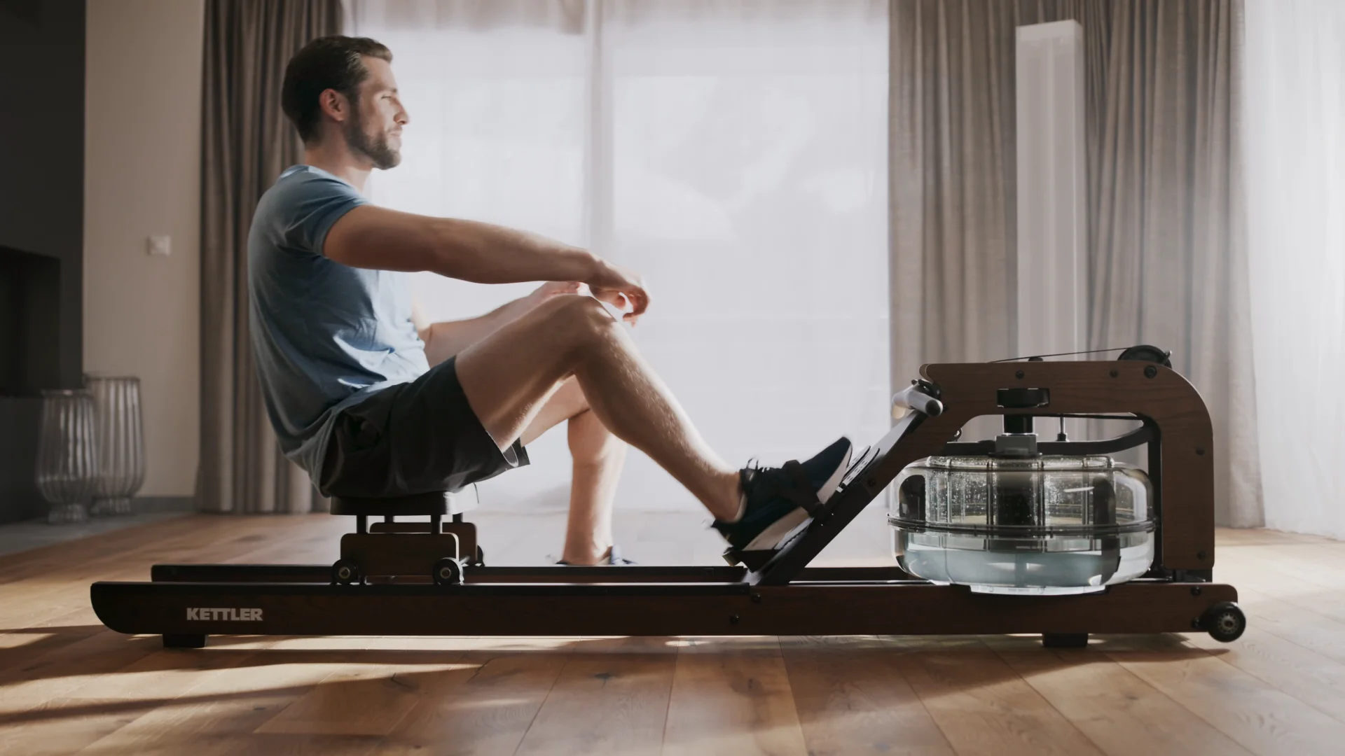 Avari R700 Programmable Rower by Stamina Products A350-700 on Vimeo