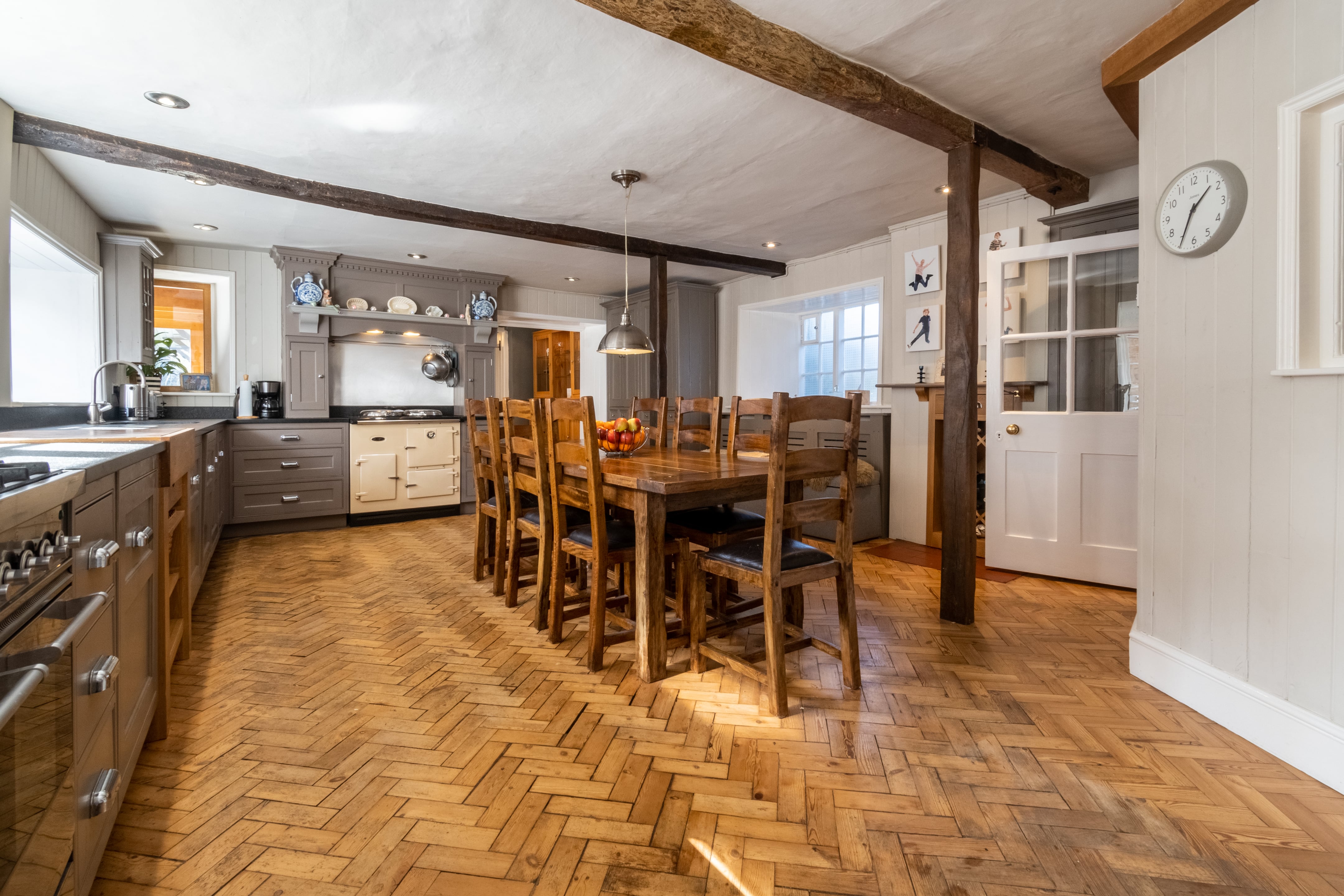 1086021022-79b4fe6c16ece200b873c8faabbc938c712ce17fac64f612f7f7197418a45b74-d?f\u003dwebp