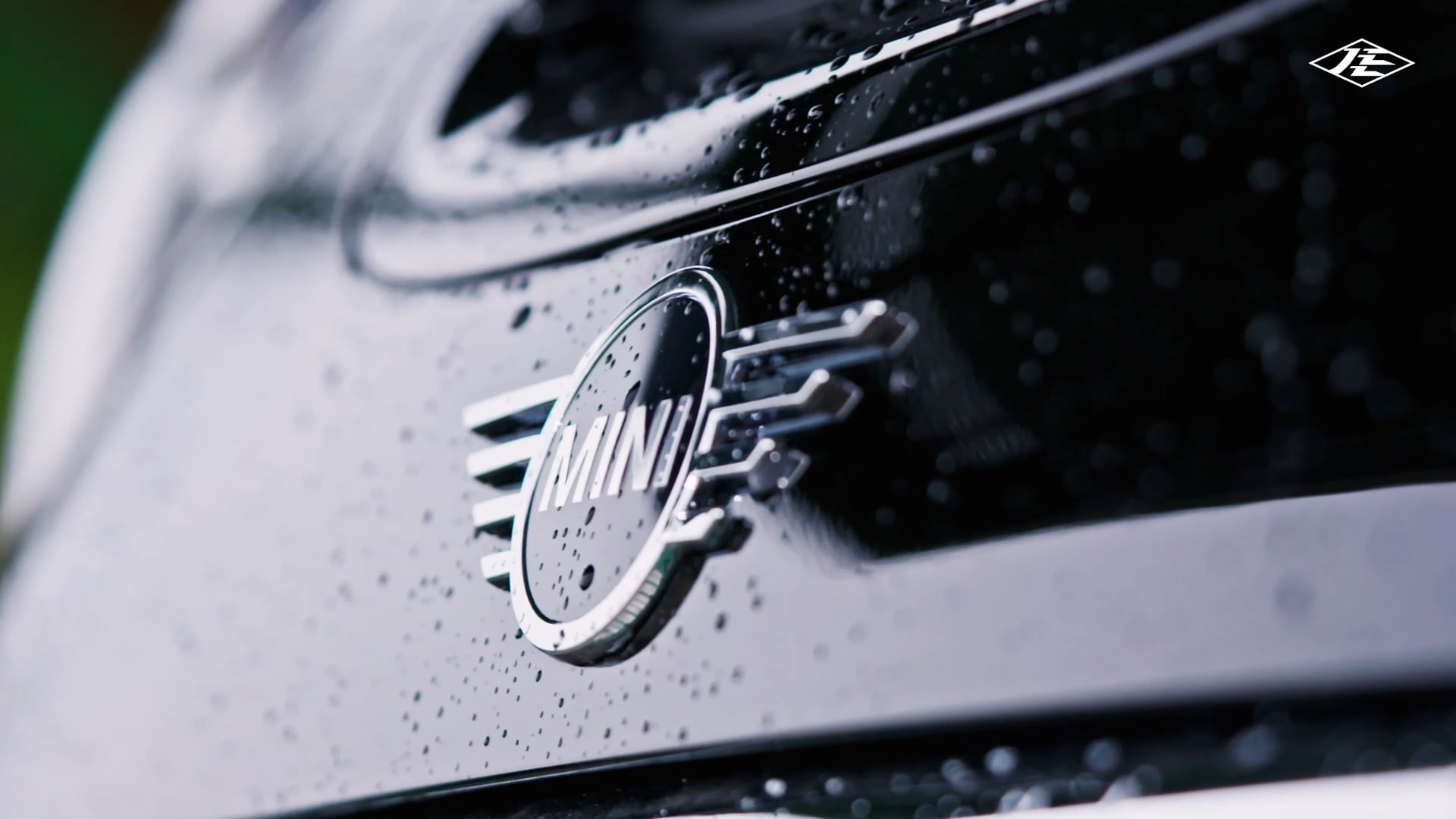 Close up of the VW emblem on the VW iD.3 electric car